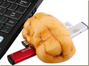 Įdomus USB raktai ir šakotuvai potato-usb-hub